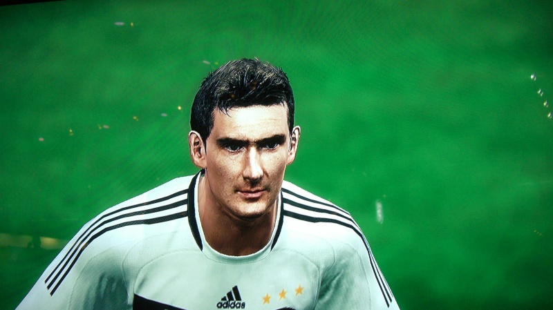 İşte Pes 2010 Futbolcu Yüzleri Cimg5310