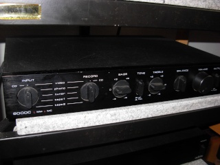 Audiolab 8000C preamp & 8000P power amp (Used) Dscn1651