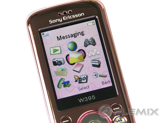 Sony Ericsson W395 Hello Kitty Edition Unboxing Pictures & Review W395_r14