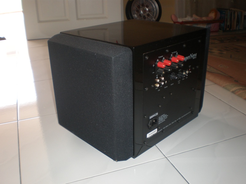 Earthquake Supernova subwoofer (Used) Pa270111