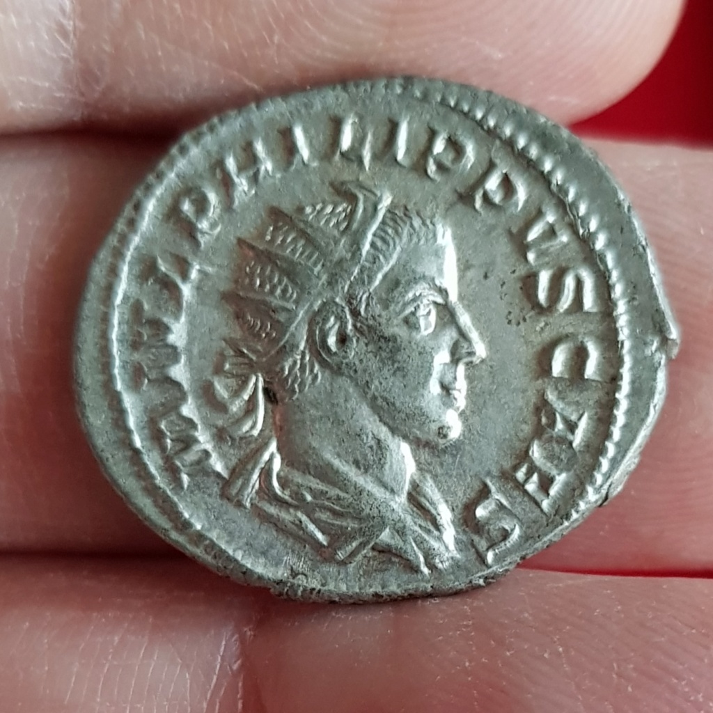 Antoniniens à identifier... Philip17