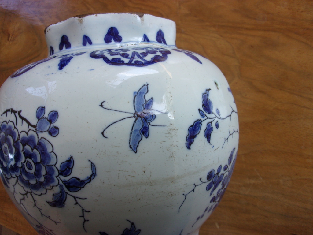 vase  en faience de DELFT XVIII 100_0113