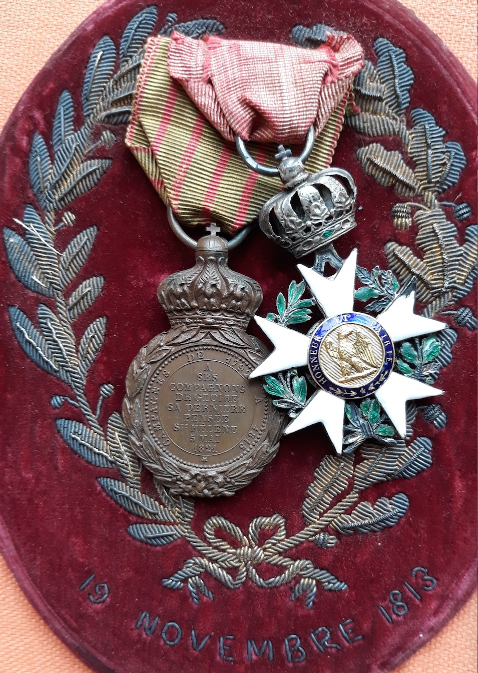 Médaille de Ste-Hélène et son diplôme Lzogio18