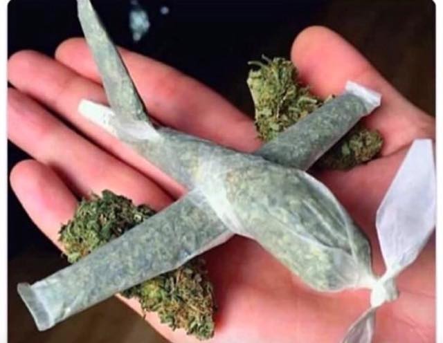 Légalisation du cannabis et industrie aéronautique au Canada 52835910