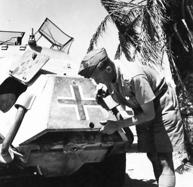 Sd.Kfz. 222 Afrika Korps - Tamiya - 1/35 - Page 2 Image011