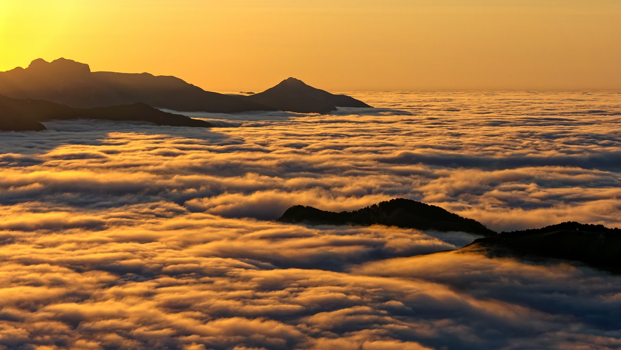 Mer de nuages en montagne P1236512