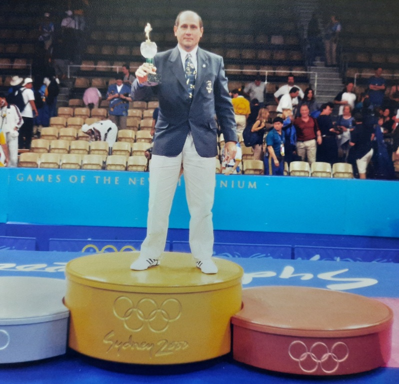 الحكم الاولمبي/ محمد رياض في اولمبياد سيدني 2000 0419