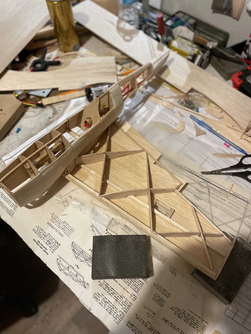 Building a 50 year old Comet P-40 Kit 03111