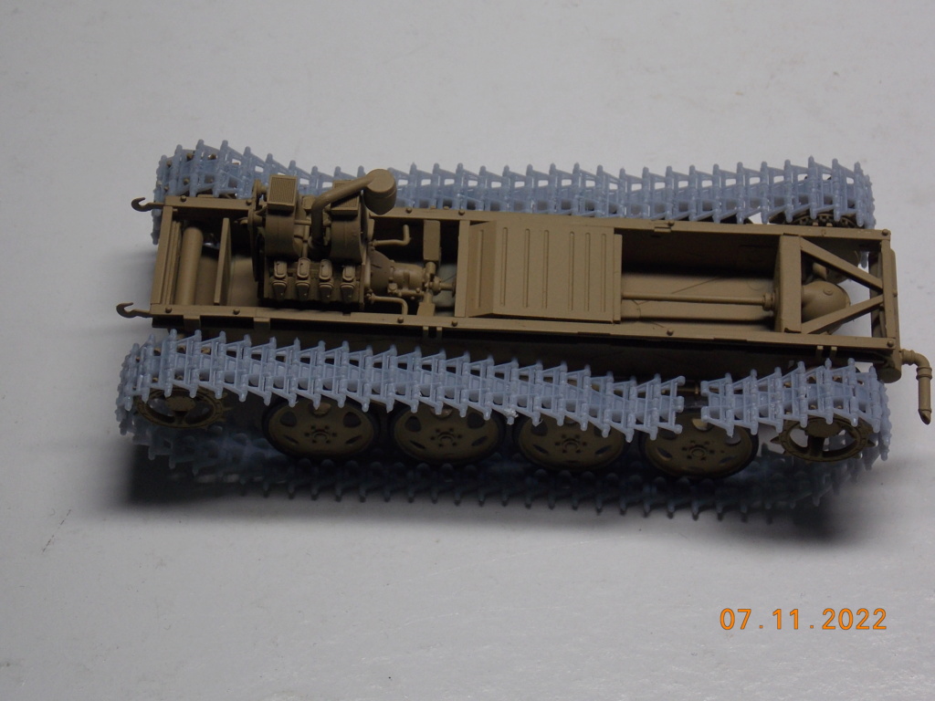 RSO (DRAGON ) et Nebelwerfer  (3D )  1/35 Dscn0459