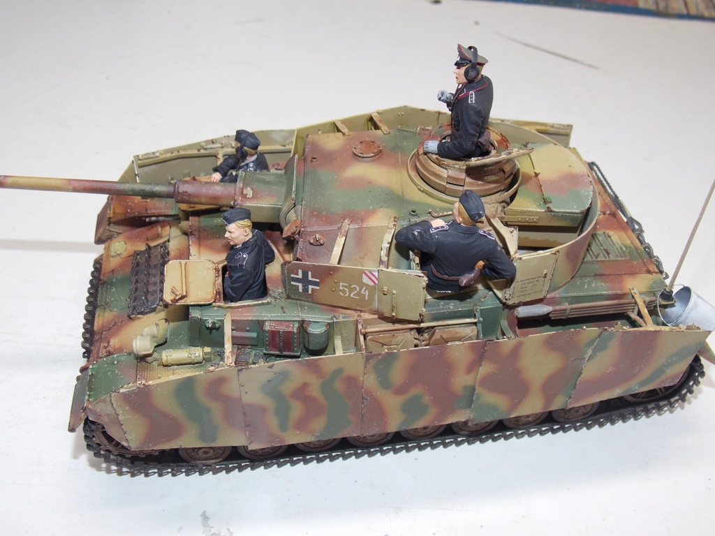Panzer IV Panzer LEHR montant au front 1/35  Dscn3390