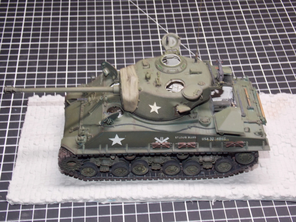 Sherman M4A3 76W HVSS with full interior RFM 1/35 Dscn8746
