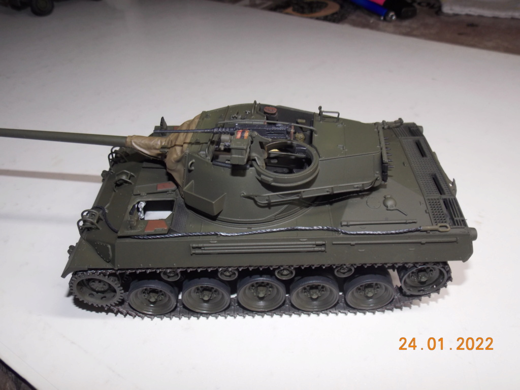 Tank Destroyer M18 HELLCAT TAMIYA 1/35 - Page 4 Dscn9955