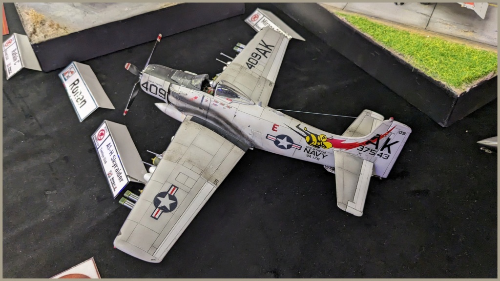 [Tamiya] 1/48 - Douglas A-1H Skyraider  Expo-v10
