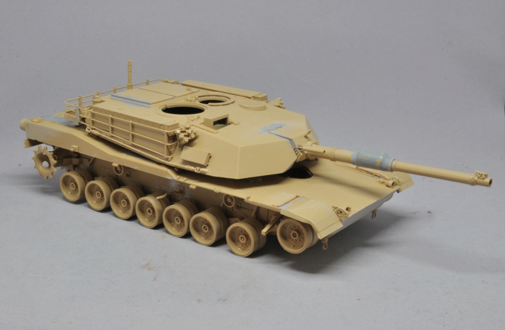 Char M1A1 Abrams "The American way of war" [Rye Field Model 1/35°] de Le renard du désert Dsc_2165