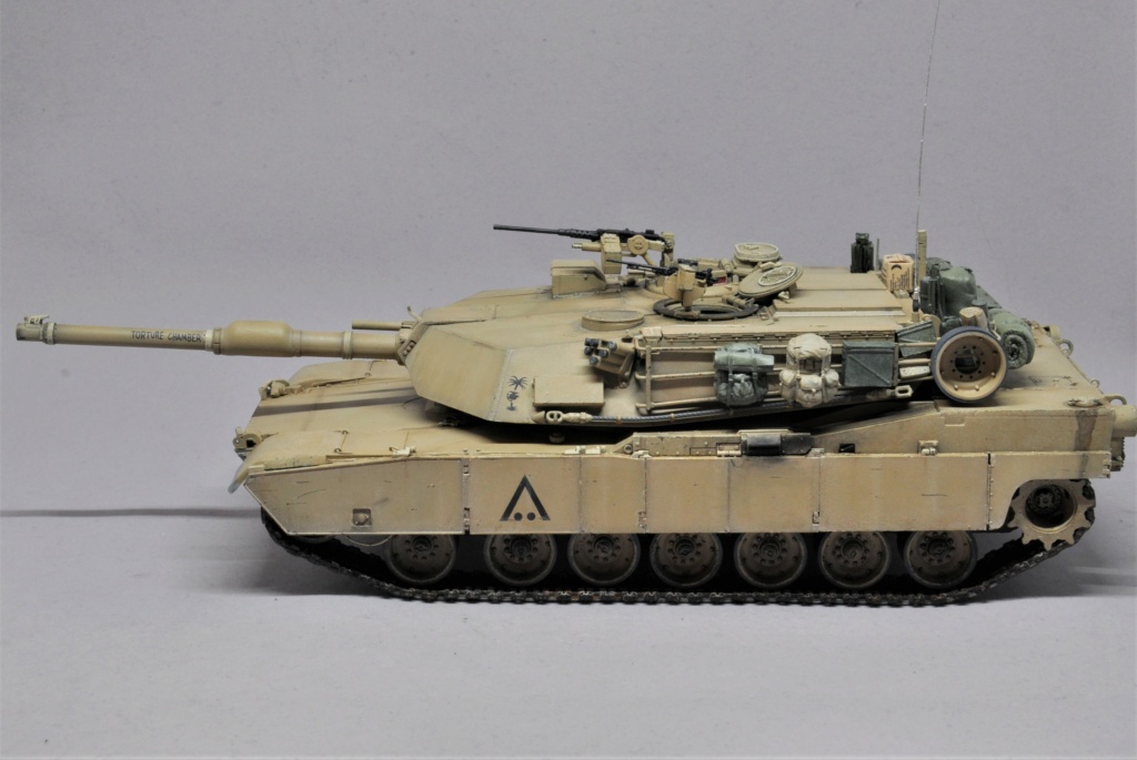 Char M1A1 Abrams "The American way of war" [Rye Field Model 1/35°] de Le renard du désert Dsc_2210