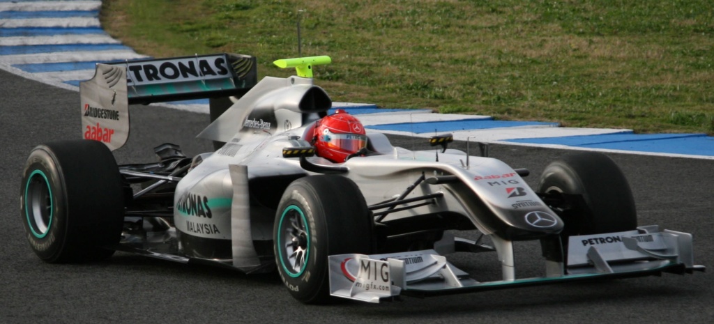 Mercedes MGP W01 [Revell 1/24°] de Le renard du désert Schuma10