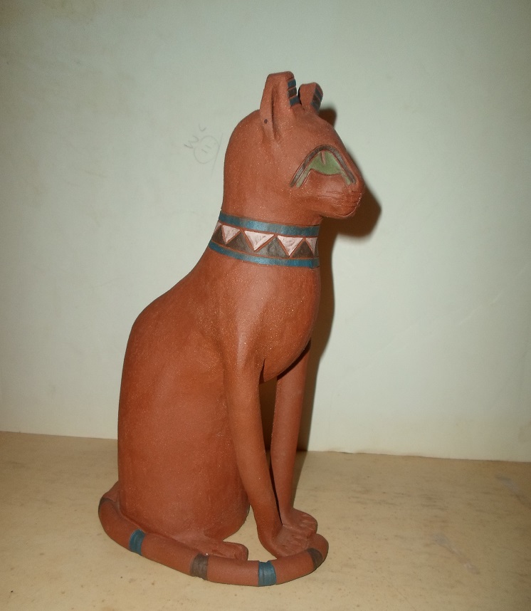 Pottery Cat Sculpture Does Anyone Know The Incised BH Mark 01211