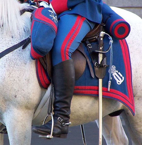 Espagne: port du sabre à la selle Lancer10