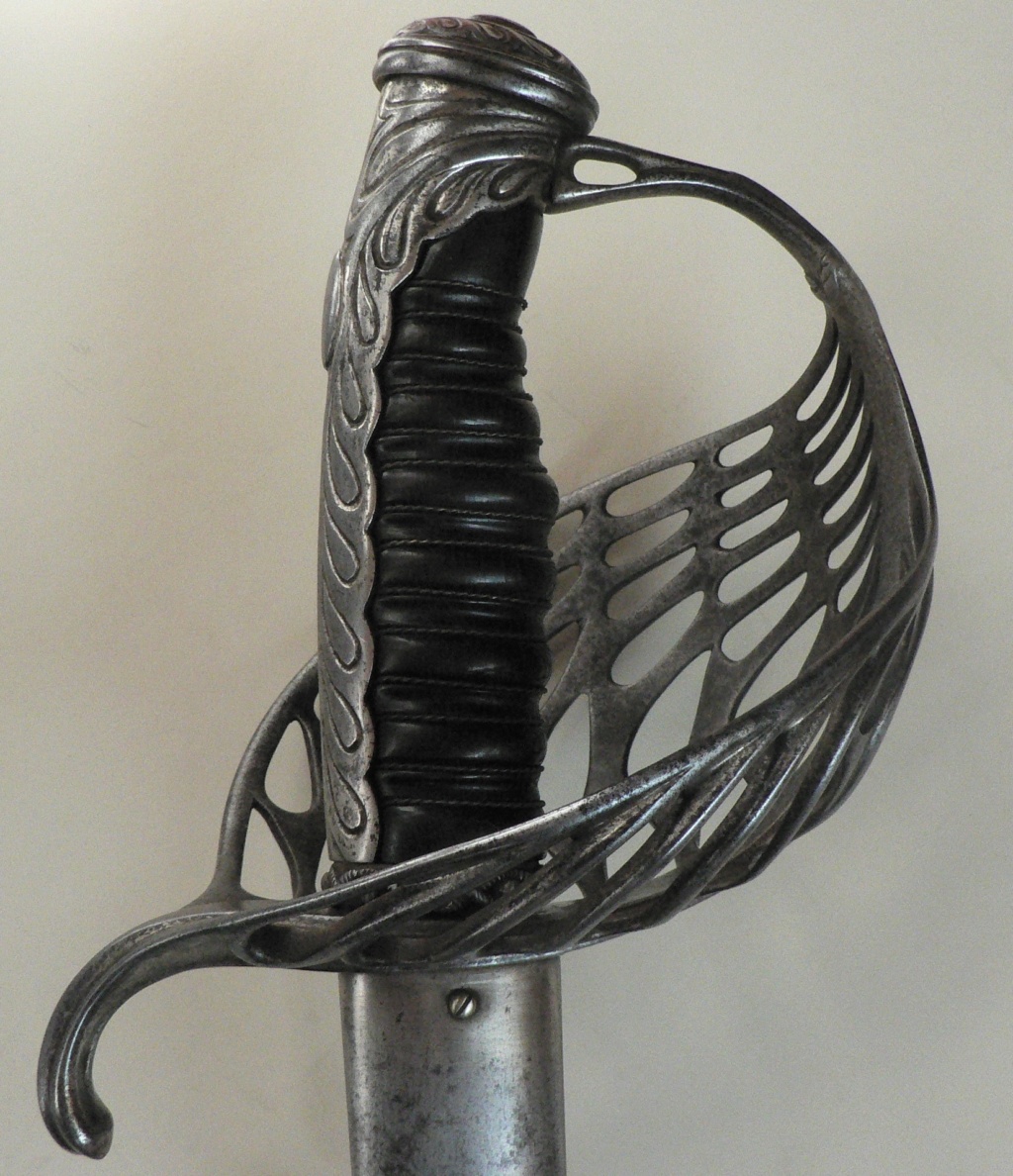 Sabre à la frontière de la fantaisie? P1150217
