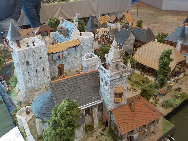 CHATEAUROUX (36 INDRE) Compte rendu du salon de la maquette des 15 et 16 avril 2023 ... 2210