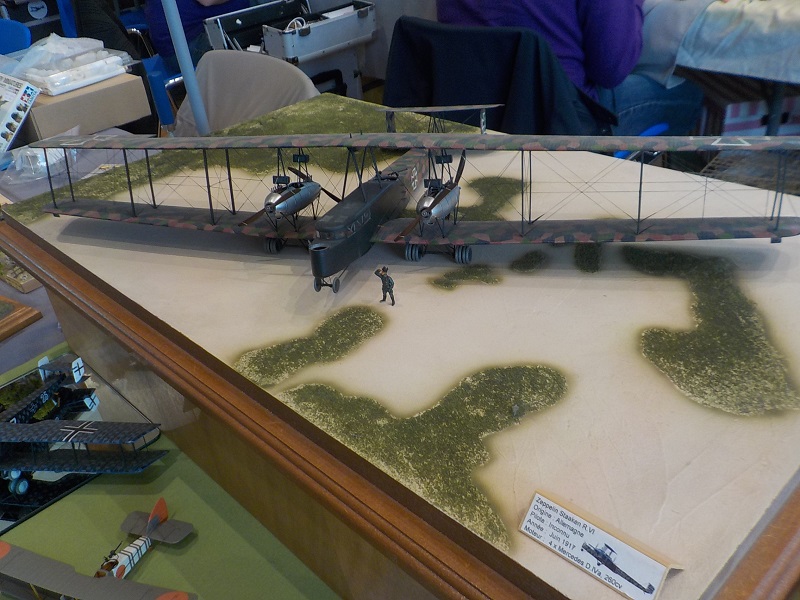 CHATEAUROUX (36 INDRE) Compte rendu du salon de la maquette des 15 et 16 avril 2023 ... 3210