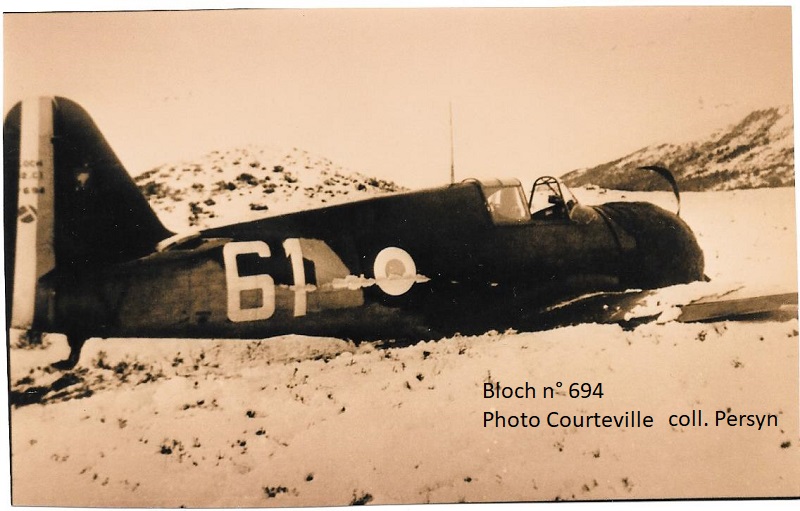 [CLASSIC AIRFRAMES] BLOCH MB 152 Réf 422 - Page 2 Scan0018