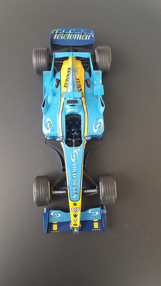 RENAULT F1 R24 2004 1/18ème Réf 80797 90120510