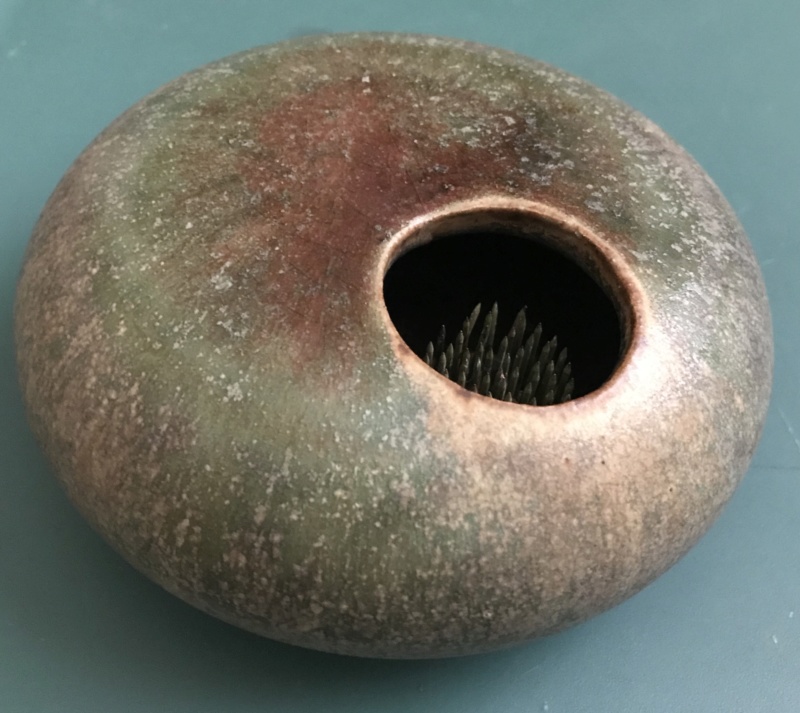 60/70 ufo shaped planter stoneware twig mark - Georgetown Pottery, Maine?? 9374dc10