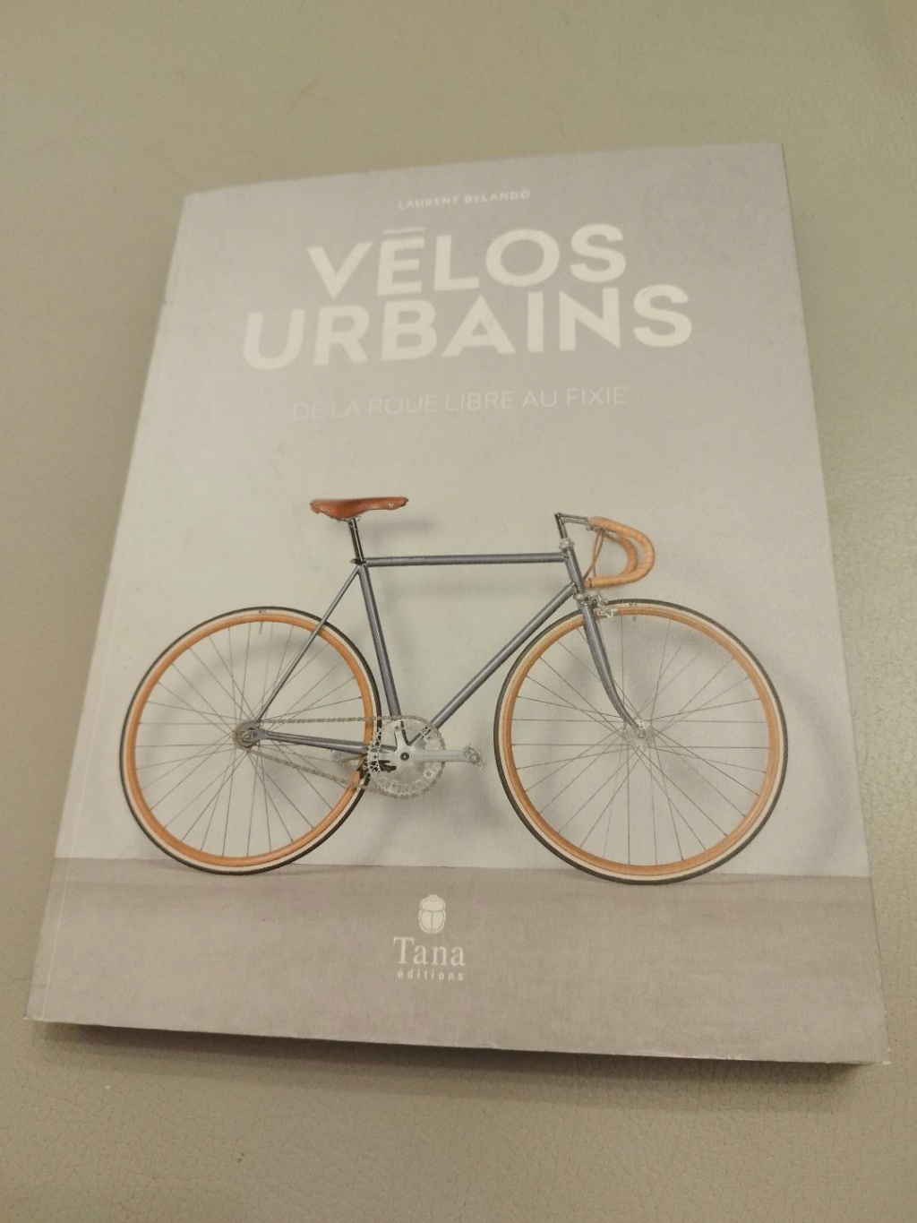 Livre "vélos urbains" par Laurent BELANDO Thumb108