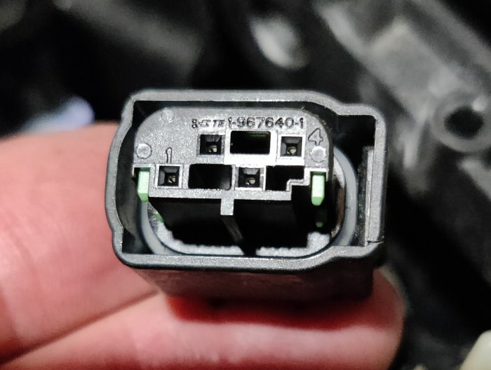 Câble ODB2 pour 790 2018 Img_2311