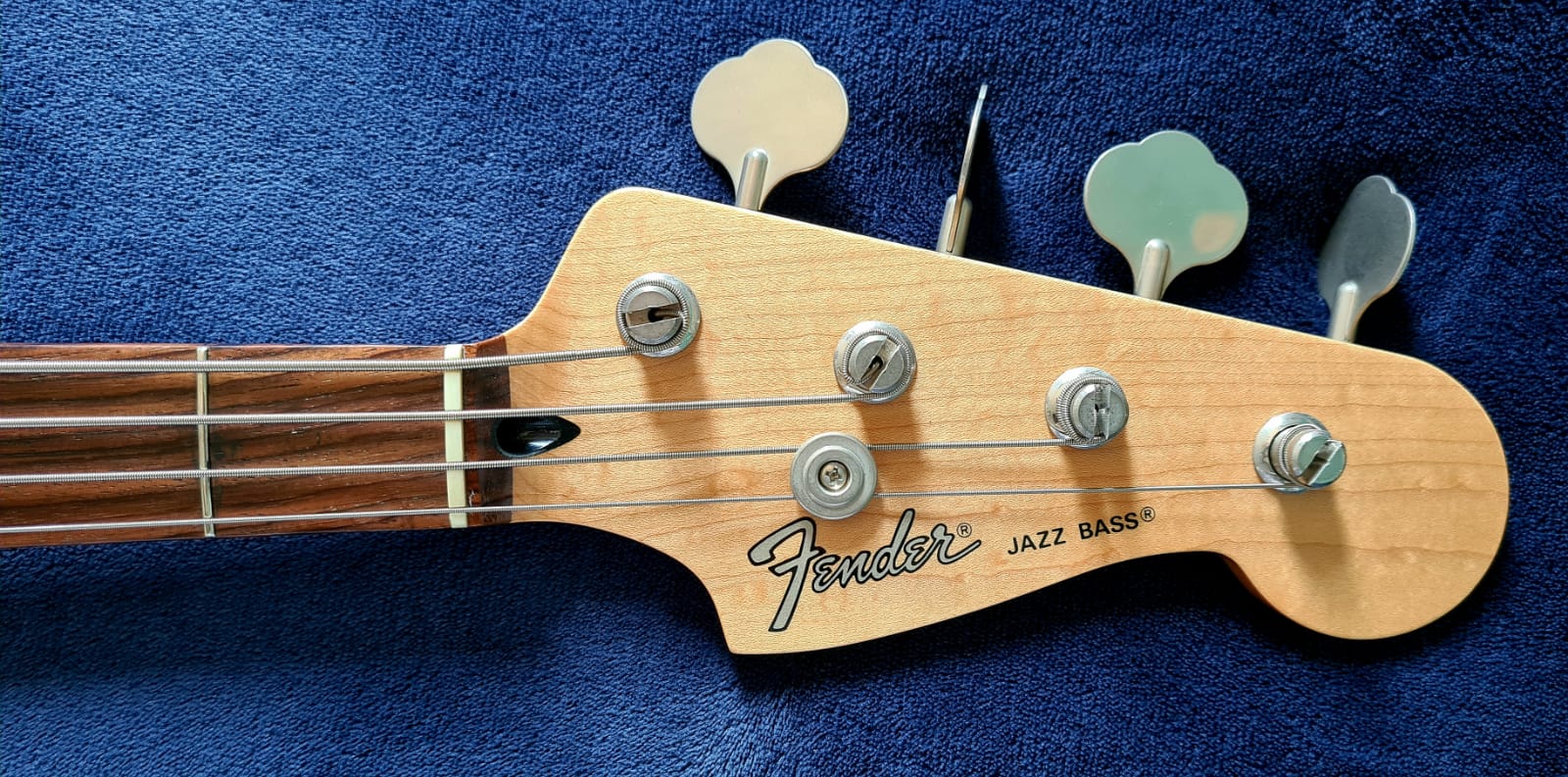 Fender Jazz Bass Reissue '62 MIJ Whatsa30