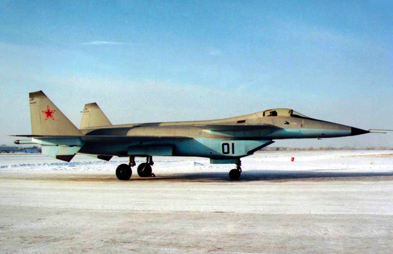 Competing Aircraft Designs of the 90's and Beyond Mig14410