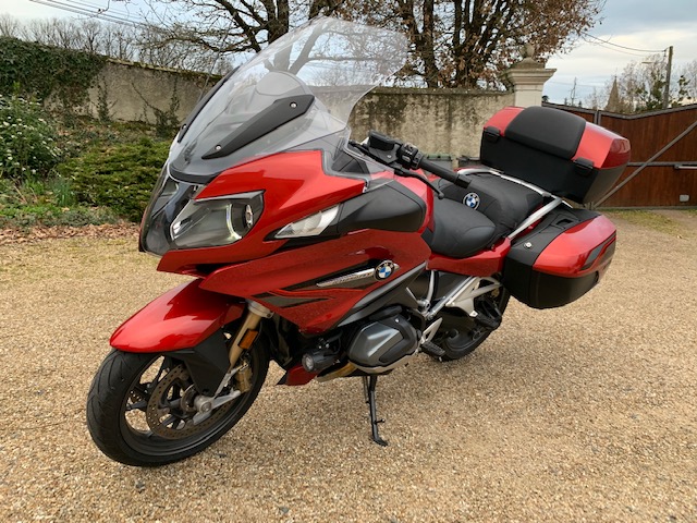 Stef nouvelle sur le forum - passagère RTISTE confirmée Moto_s10