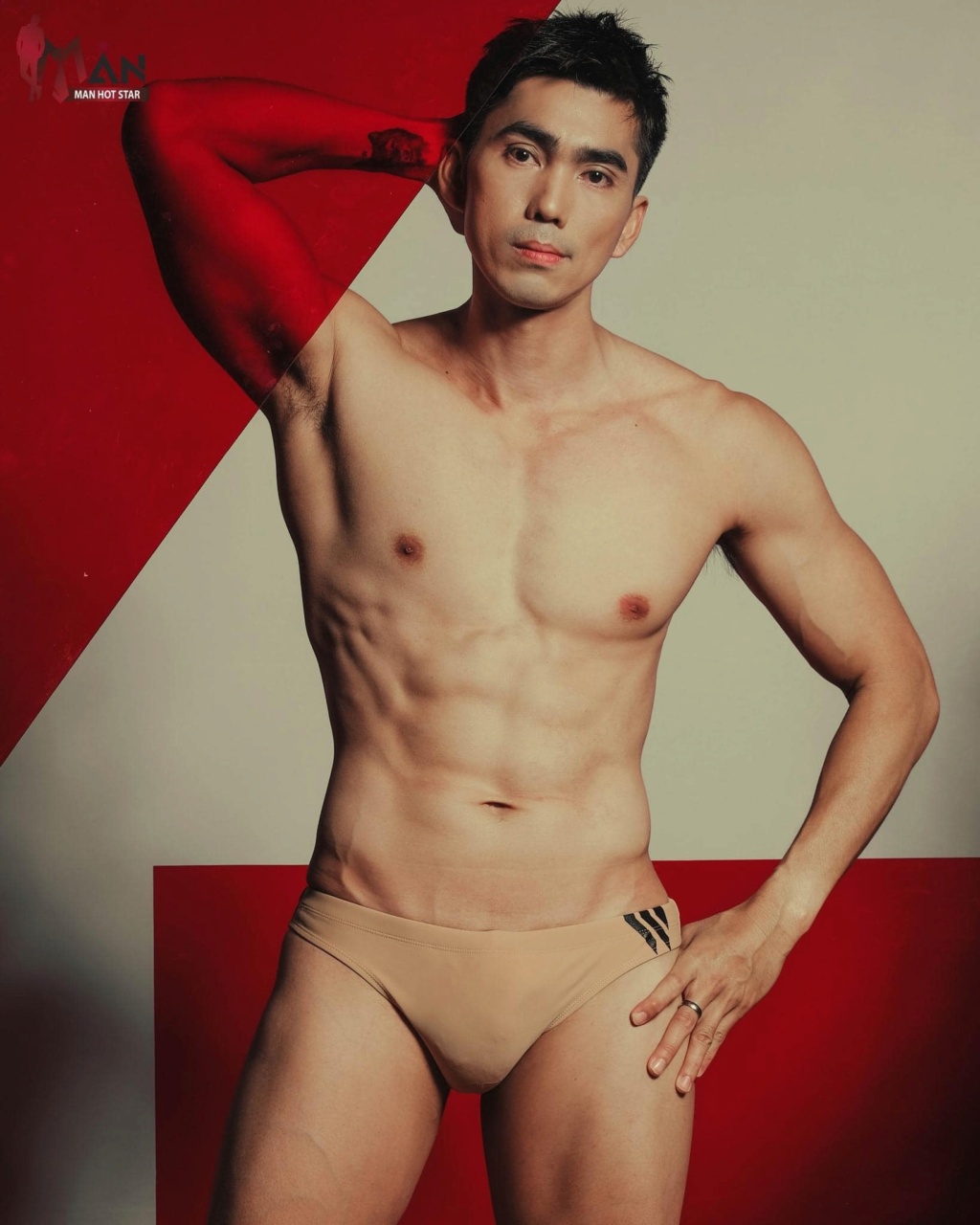 Man Hot Star International 2022 is Jovy Bequillo of the Philippines' 31665810