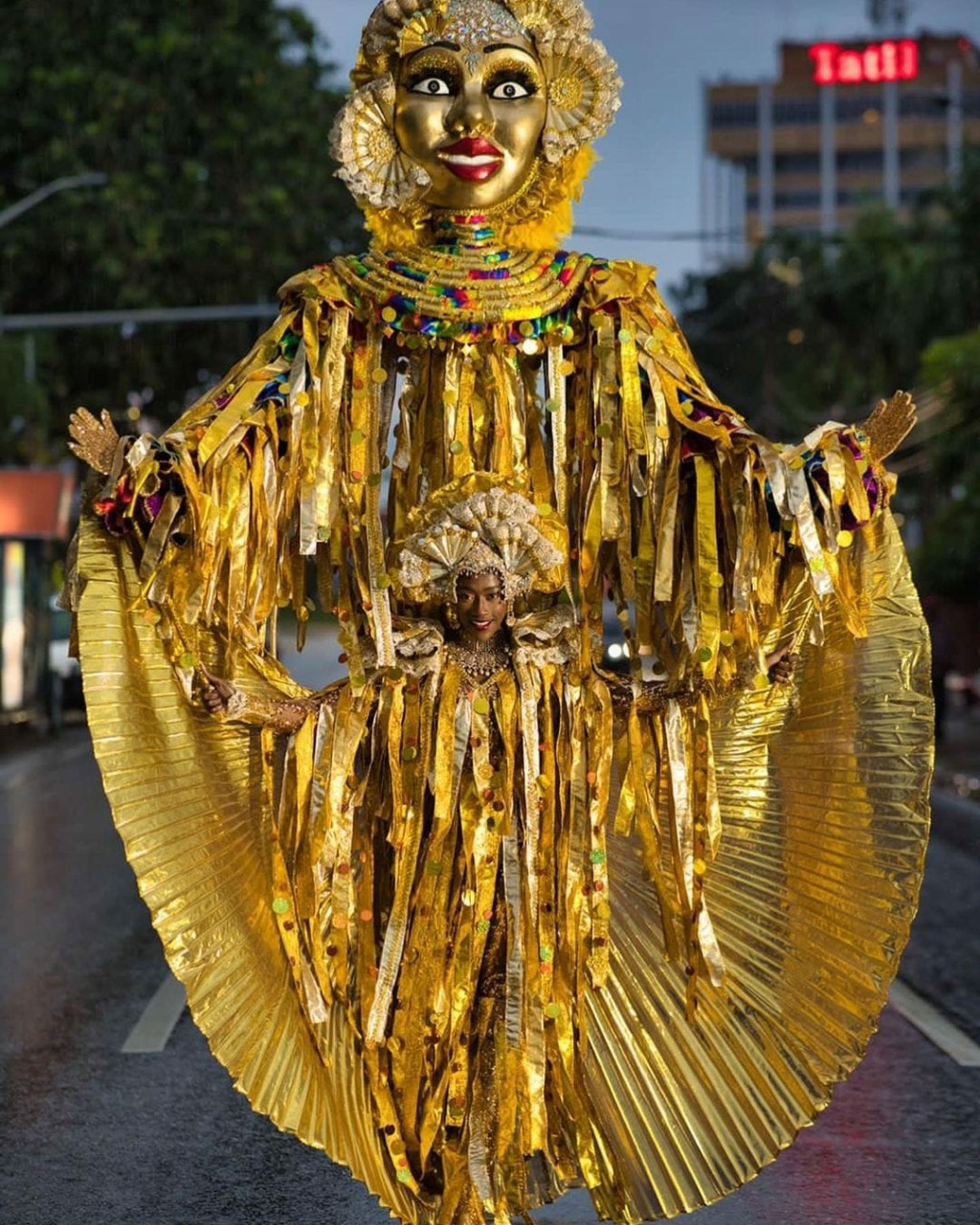  ♔ MISS UNIVERSE 2022 - NATIONAL COSTUME  ♔ - Page 2 32270810