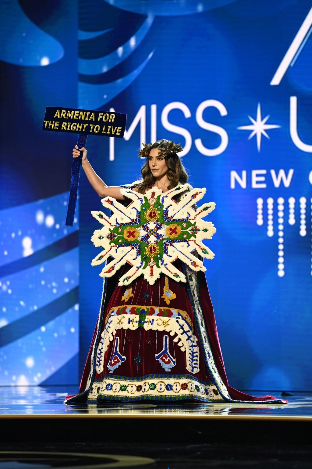  ♔ MISS UNIVERSE 2022 - NATIONAL COSTUME  ♔ - Page 2 32523110