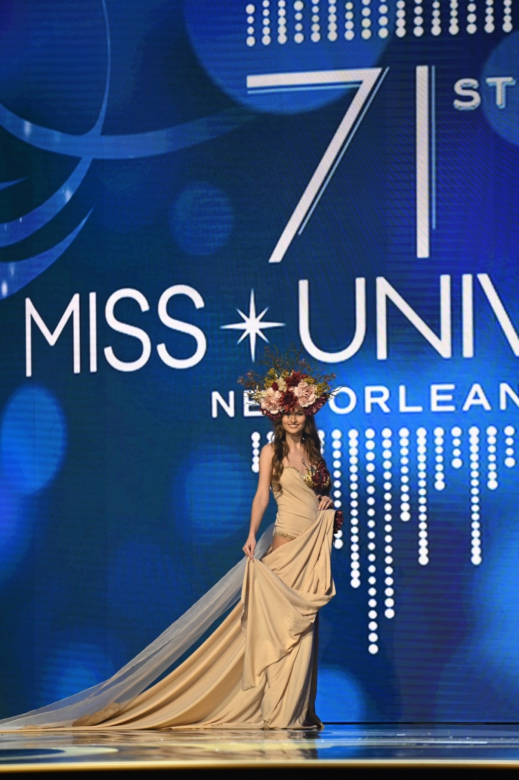  ♔ MISS UNIVERSE 2022 - NATIONAL COSTUME  ♔ - Page 2 32542710