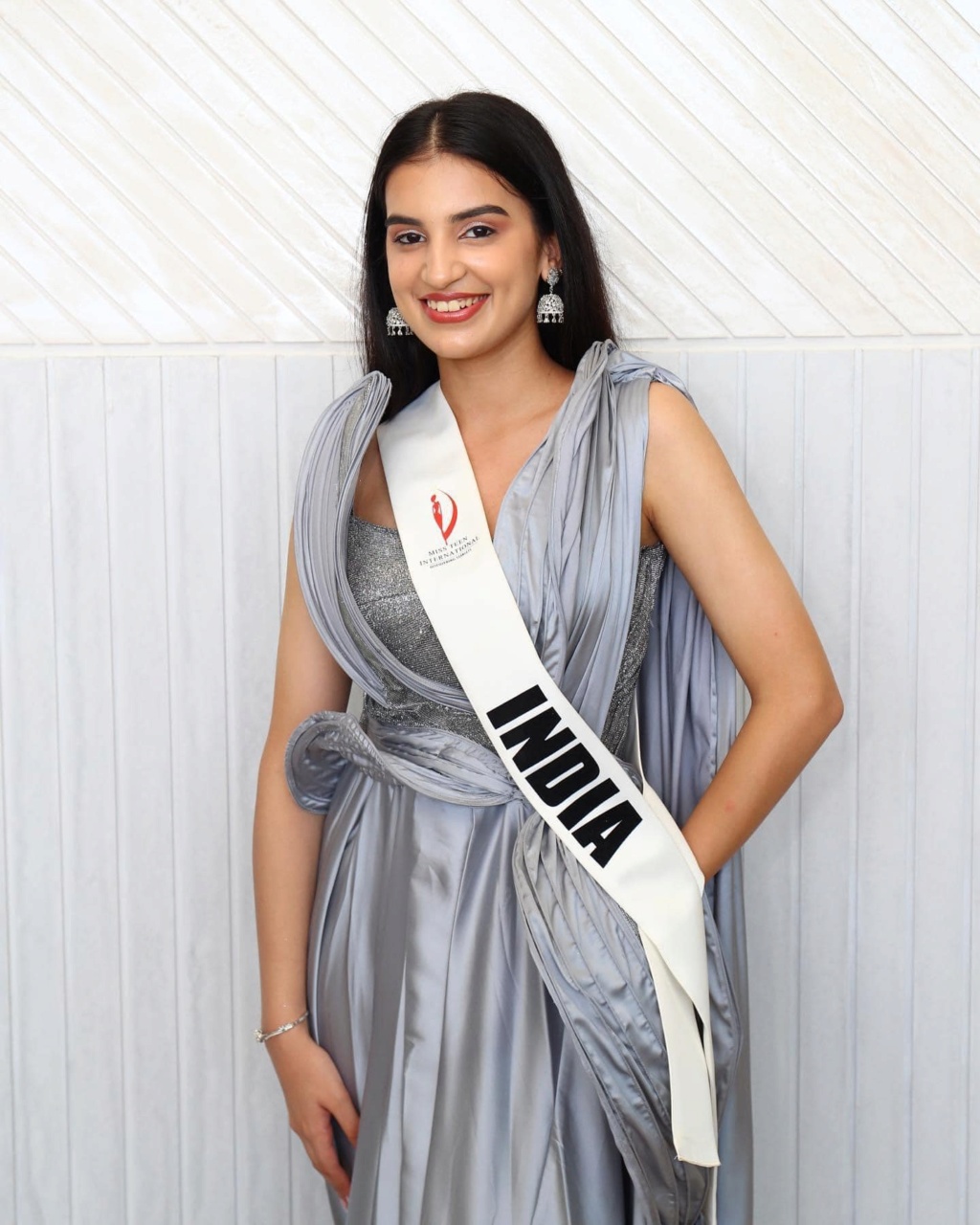 Miss Teen International 2023 -  Bàrbara Pàrraga of Venezuela 35530310