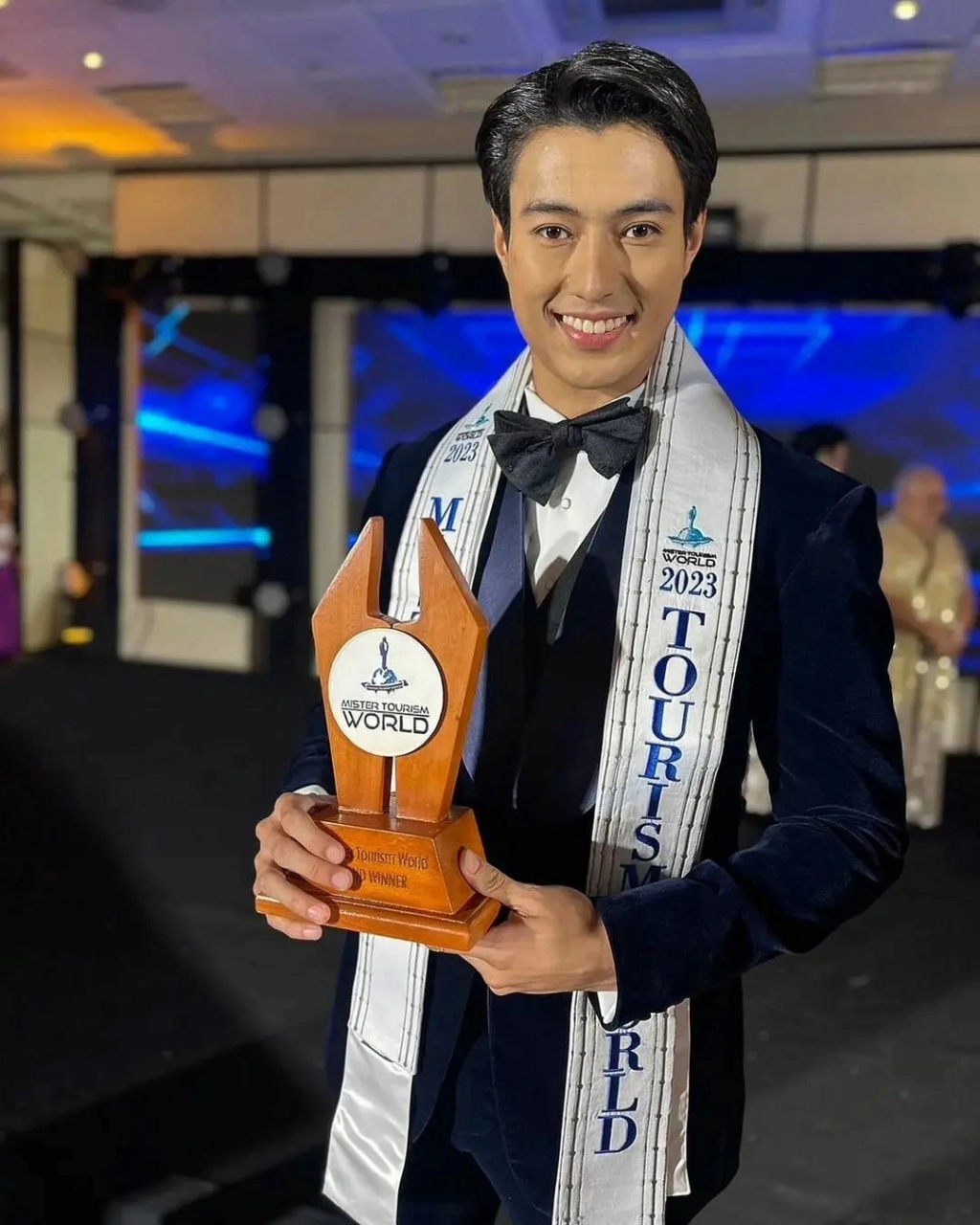 The Official Thread of Mister Tourism World 2023: Knot Thiraphat of Thailand Bone2074