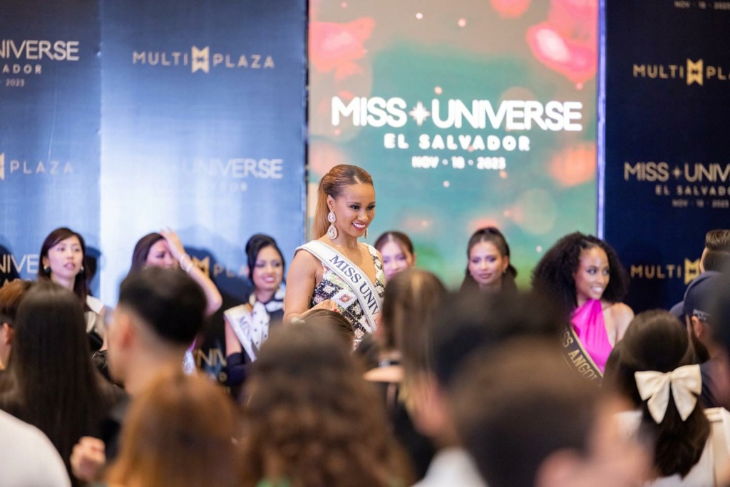 ♔ ROAD TO MISS UNIVERSE 2023 - PM and Final Night Coverage  ♔  - Page 16 Boner567