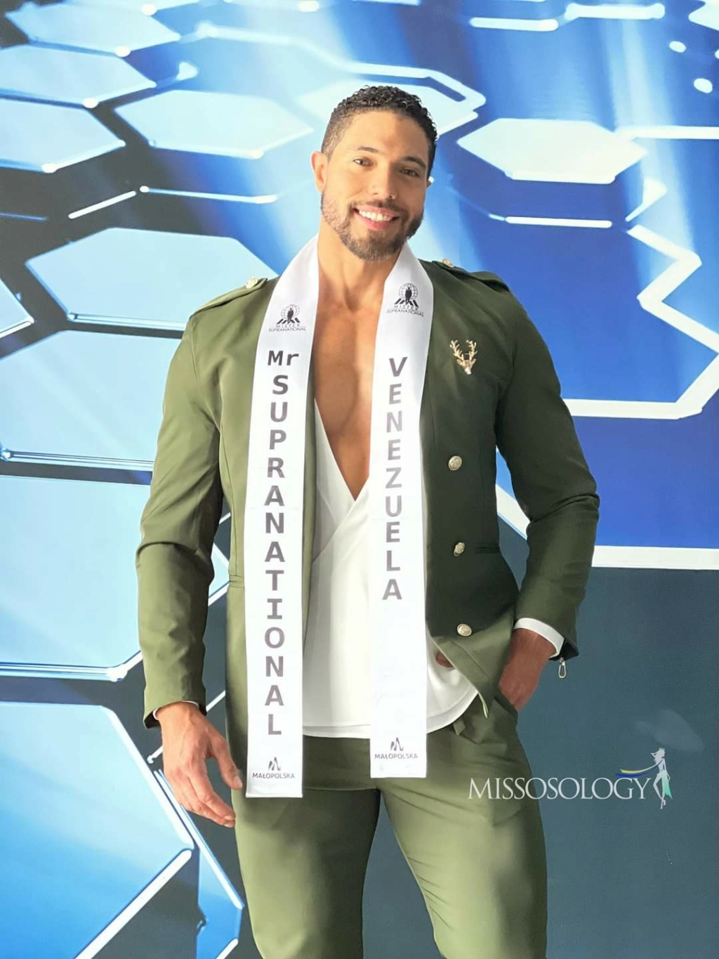 Mister Supranational 2023 - Winner is Spain - Page 6 Fb_i1150