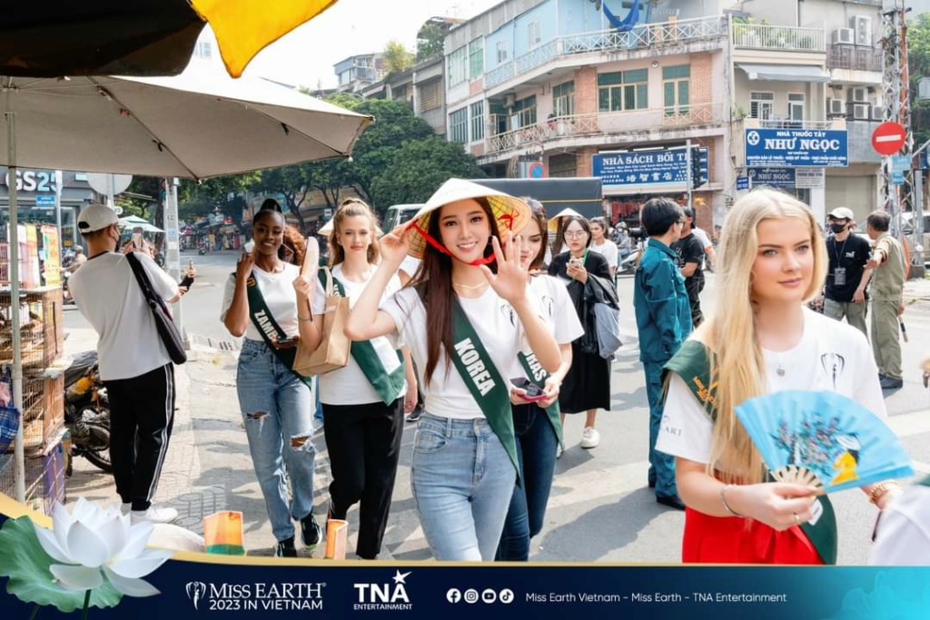 ROAD TO MISS EARTH 2023 - Page 8 Fb_i6291