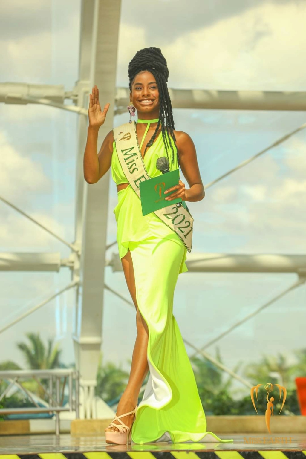The Official Thread of MISS EARTH 2021: Destiny Wagner of Belize! - Page 5 Fb_img87
