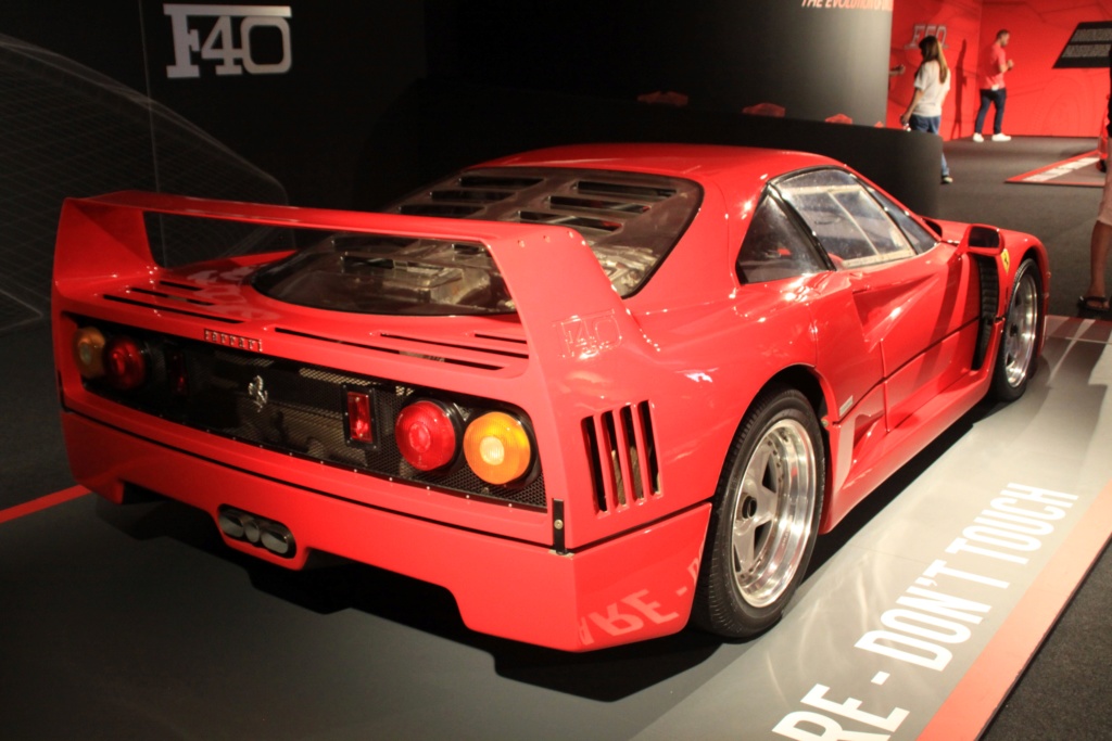 Les deux musées Ferrari de Modène Img_2525