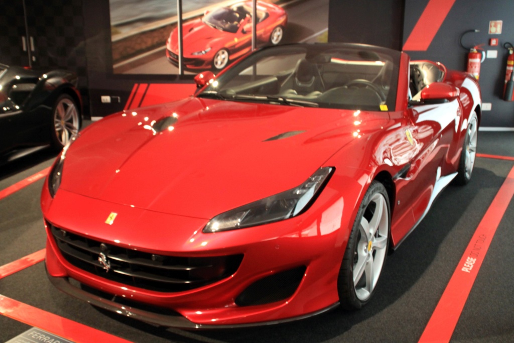 Les deux musées Ferrari de Modène Img_2647