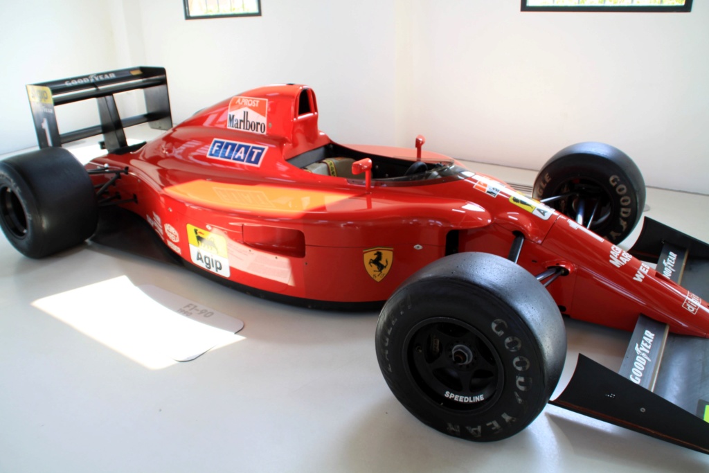 Les deux musées Ferrari de Modène Img_2737