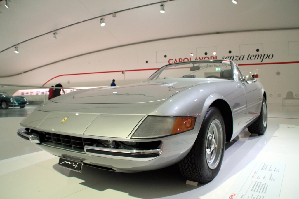 Les deux musées Ferrari de Modène Img_2762