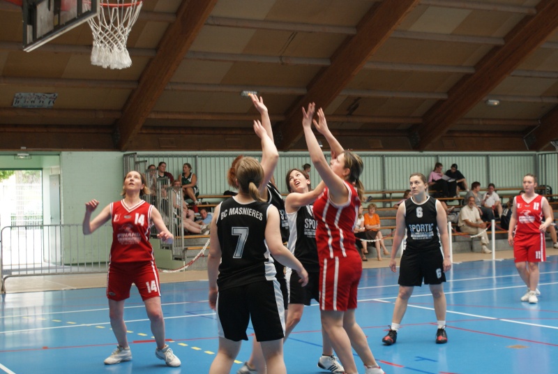 TOURNOI SENIORS FEM 24 MAI 2009 Dsc01771