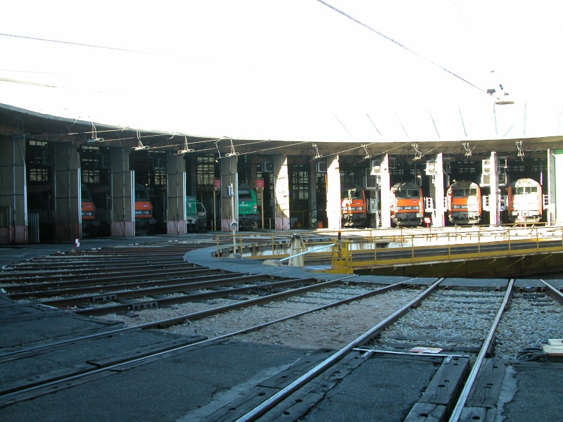 Dépôt d'Avignon le 8 novembre au matin Dscn0614