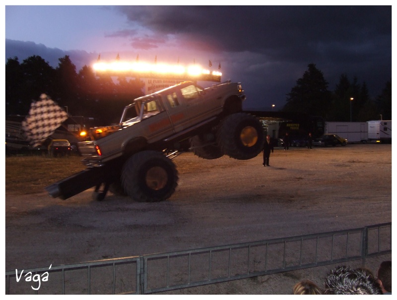 Motor show et monster trucks! Monste13